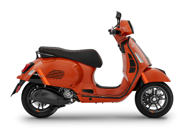 Vespa GTS 300 SuperSport - Image 2